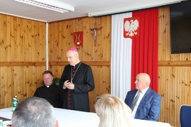 Wizytacja kanoniczna Biskupa Henryka Ciereszki (9).JPG